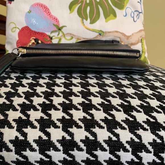 SOLD 💔 W/L 🌞 DB Florentine Fold-over Zip - Picture 6 of 8